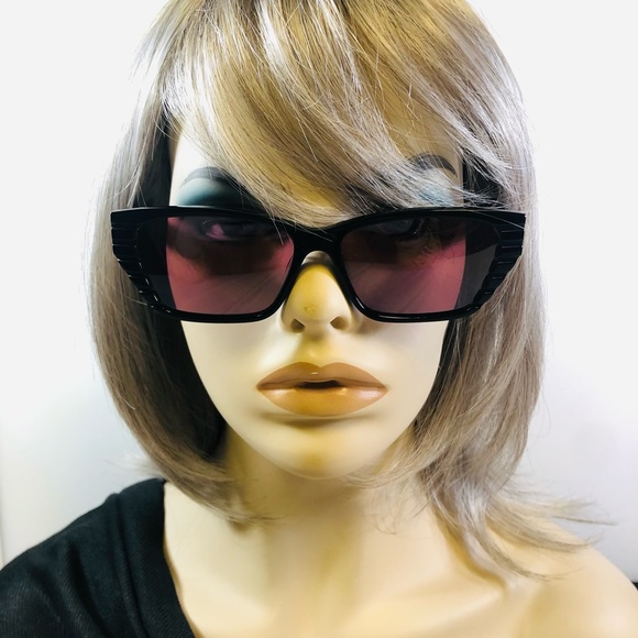 Women’s Kendall and Kylie Fashion Sunglasses - Picture 2 of 7